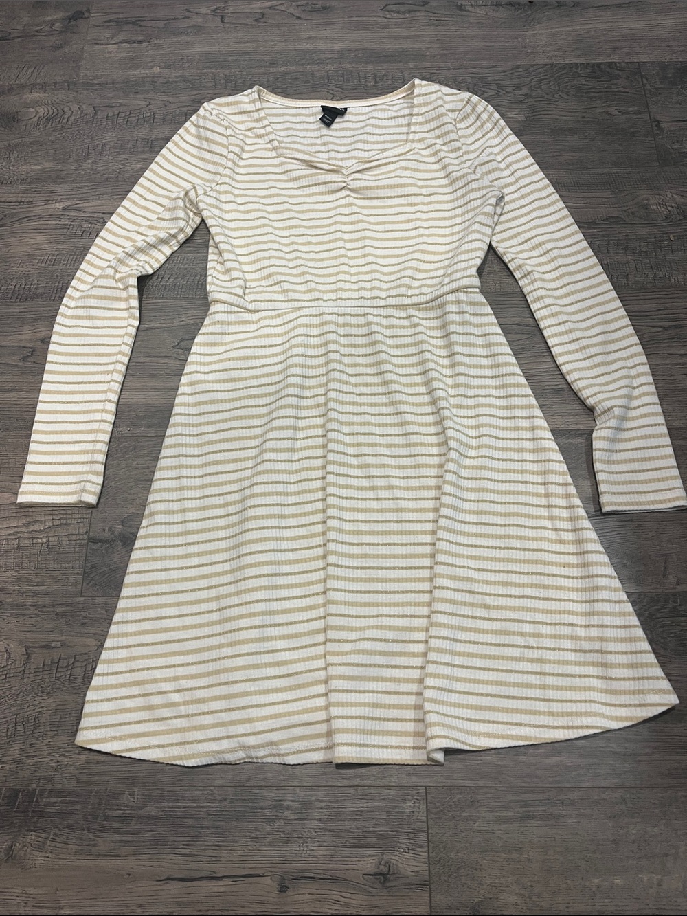 Art Class Girls Striped Long-Sleeve A-Line Dress in Cream and Tan. Size M